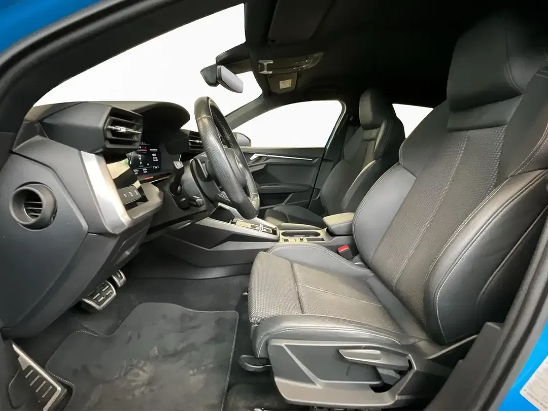 Audi S3 TFSI S tronic quattro - Thumbnail 11