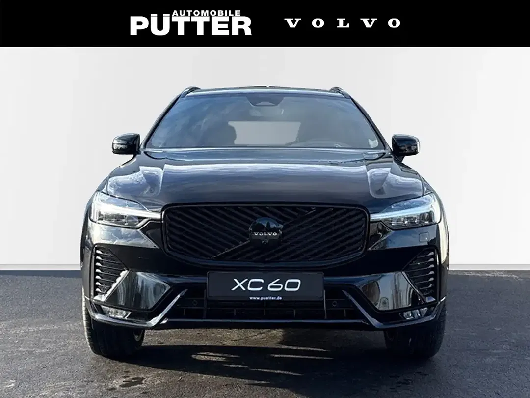 Volvo XC60 B5 AWD Plus Black Edition - Thumbnail 8