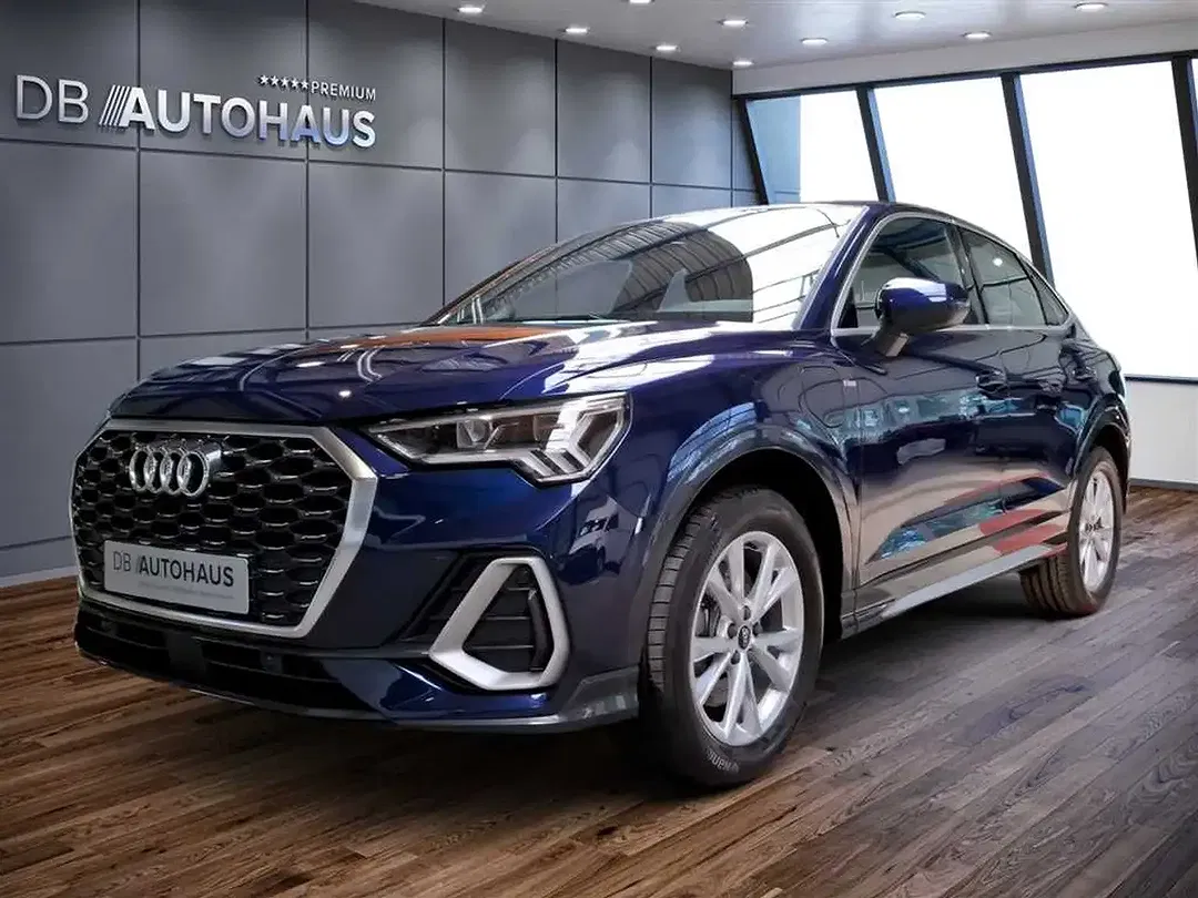 Audi Q3 45 1.4 TFSI e S tronic S line - Thumbnail 1