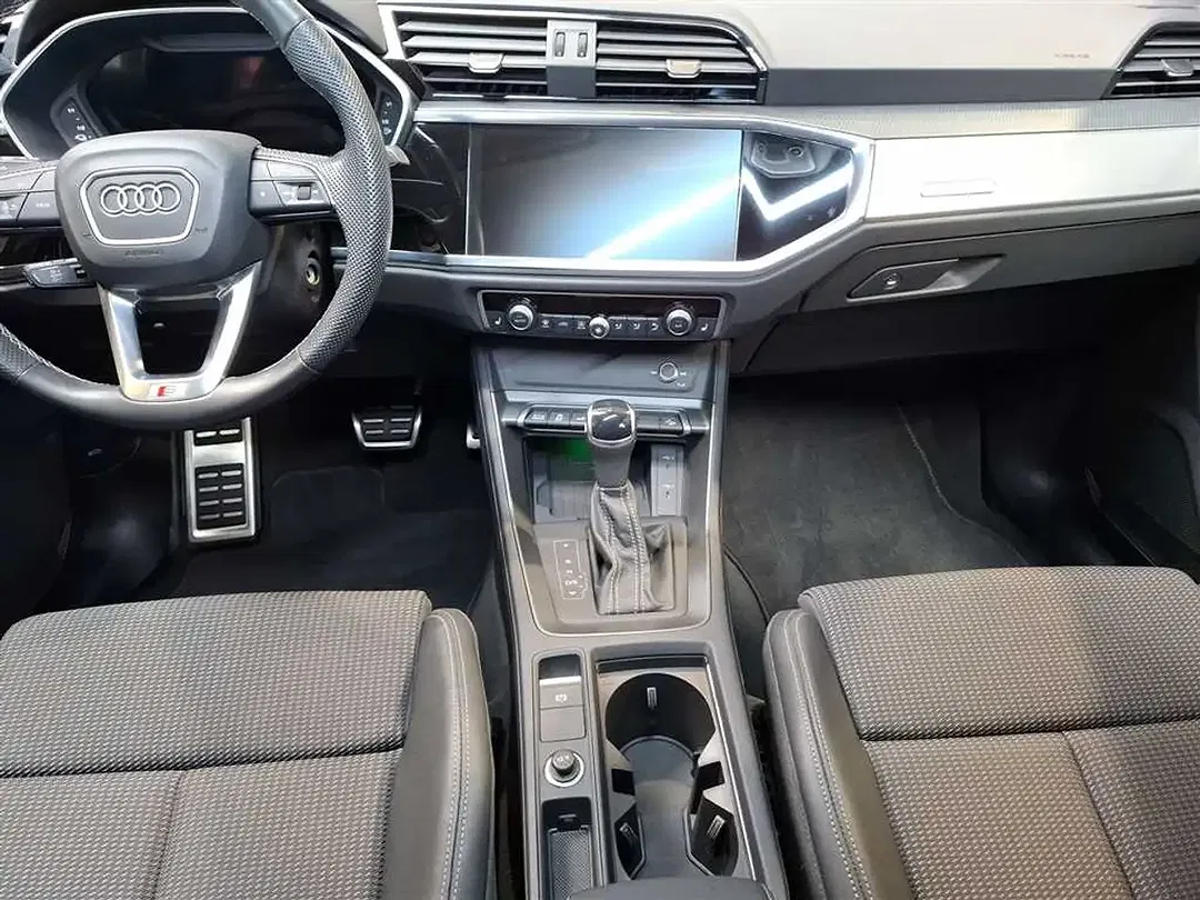 Audi Q3 45 1.4 TFSI e S tronic S line - Thumbnail 12