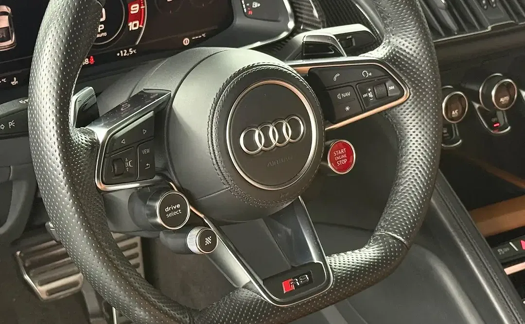 Audi R8 5.2 FSI performance - Thumbnail 10