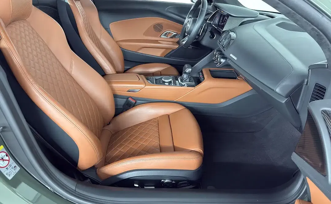 Audi R8 5.2 FSI performance - Thumbnail 13