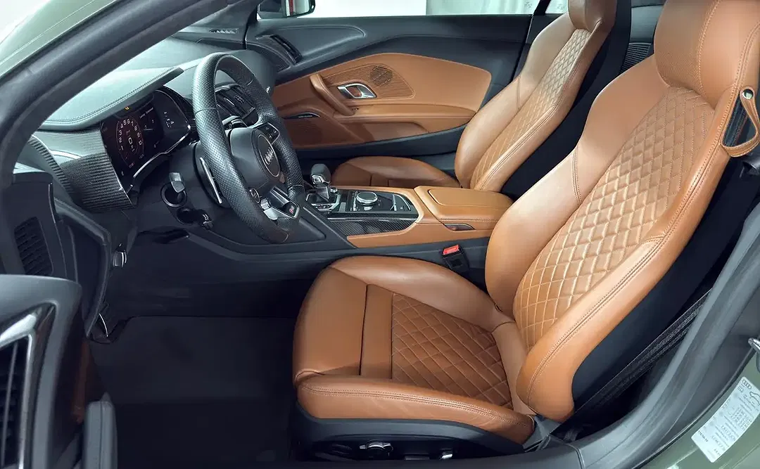 Audi R8 5.2 FSI performance - Thumbnail 6