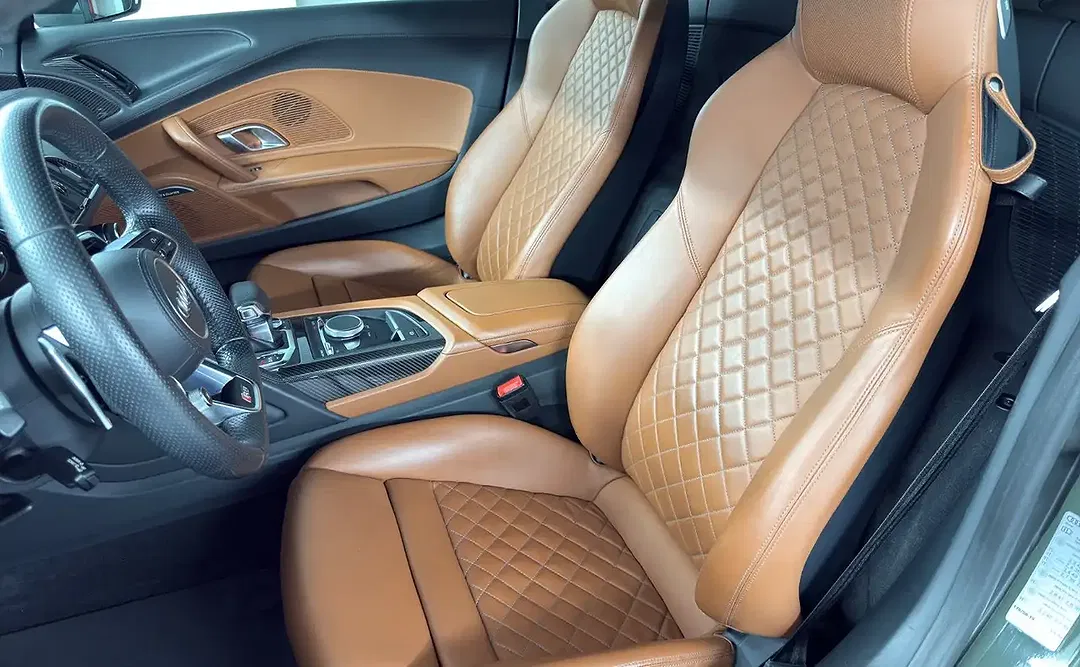 Audi R8 5.2 FSI performance - Thumbnail 7