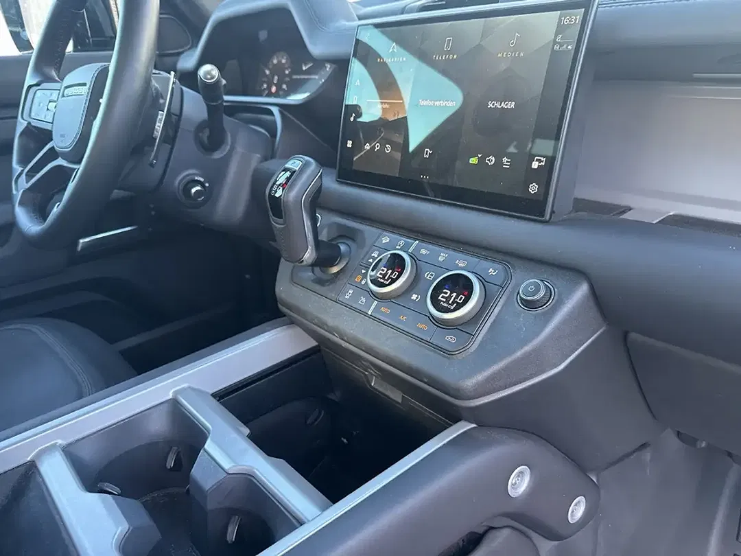 Land Rover Defender P525 5.0 V8 90 Edition - Thumbnail 12