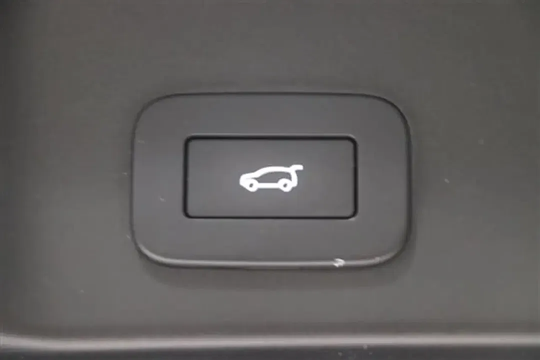Land Rover Range Rover Evoque R-Dynamic S - Thumbnail 6