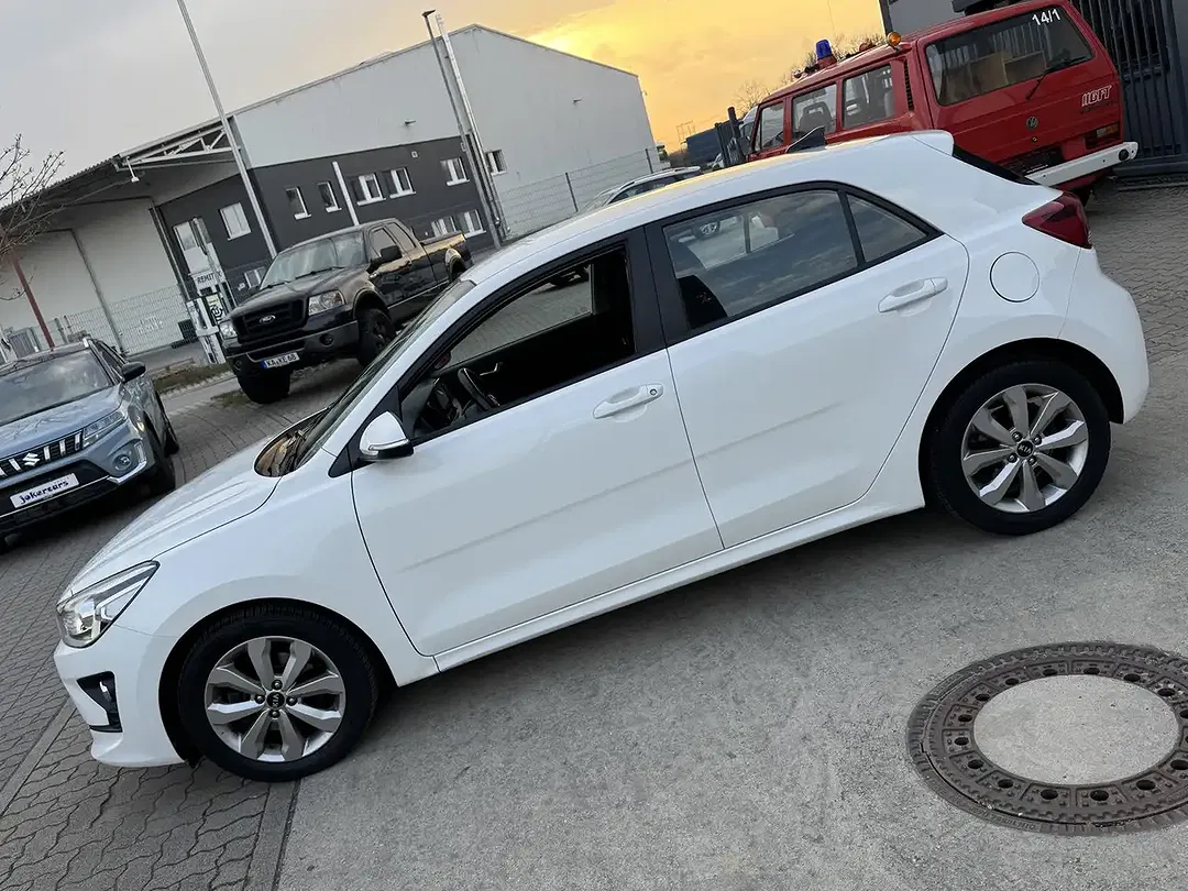 Kia Rio 1.0 Vision - Thumbnail 7