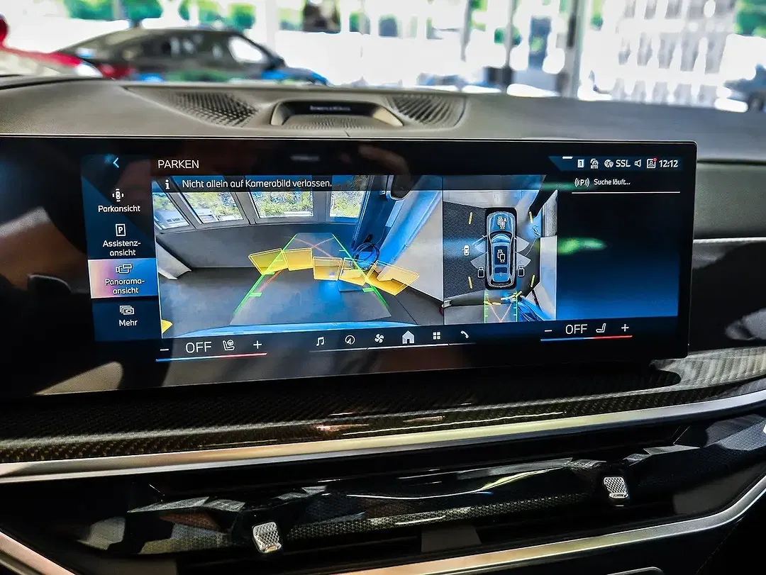 BMW X7 xDrive M Sport Pro - Thumbnail 13