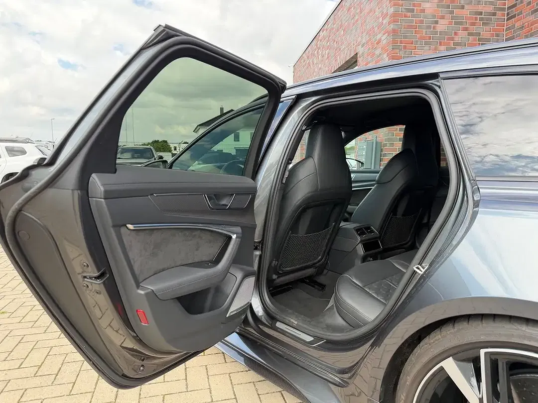 Audi RS6 4.0 TFSI quattro Avant - Thumbnail 43