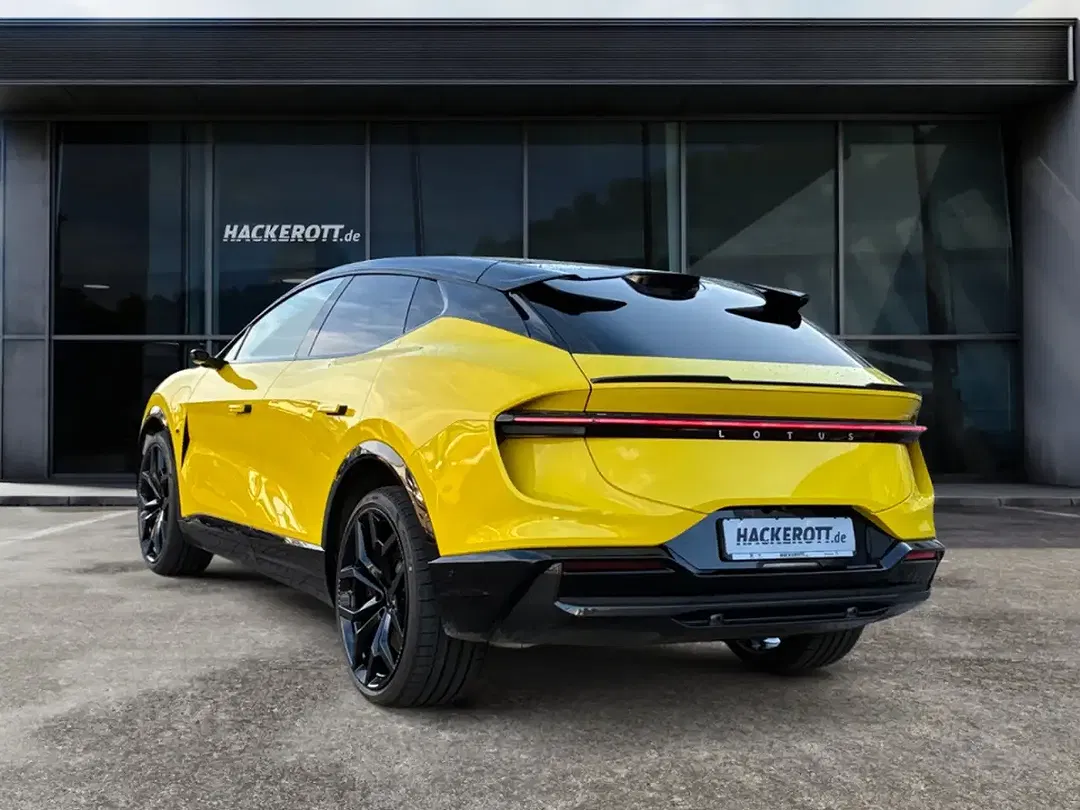 Lotus Eletre S - Thumbnail 3
