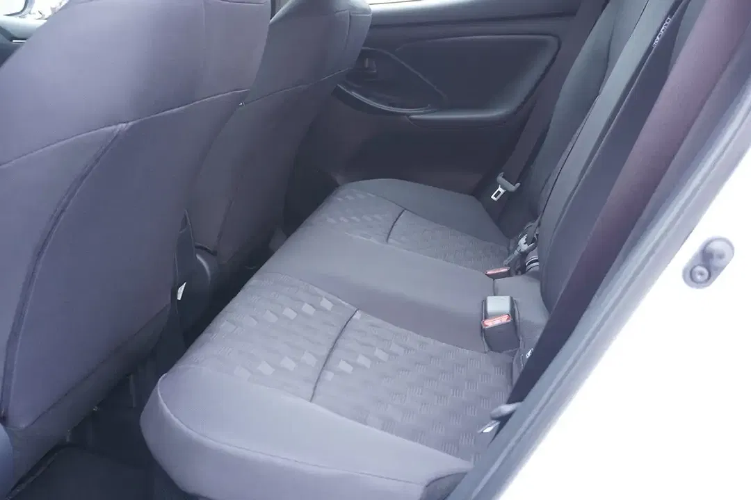 Mazda 2 1.5 Hybrid Centre-Line - Thumbnail 9