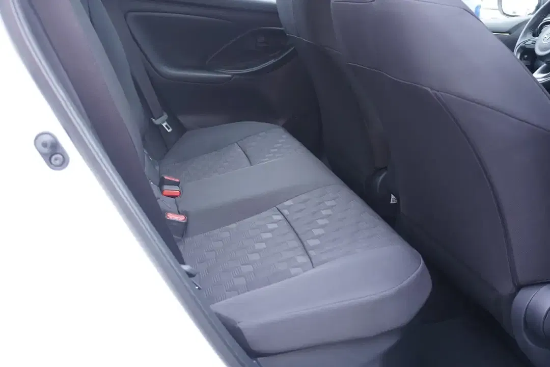 Mazda 2 1.5 Hybrid Centre-Line - Thumbnail 10