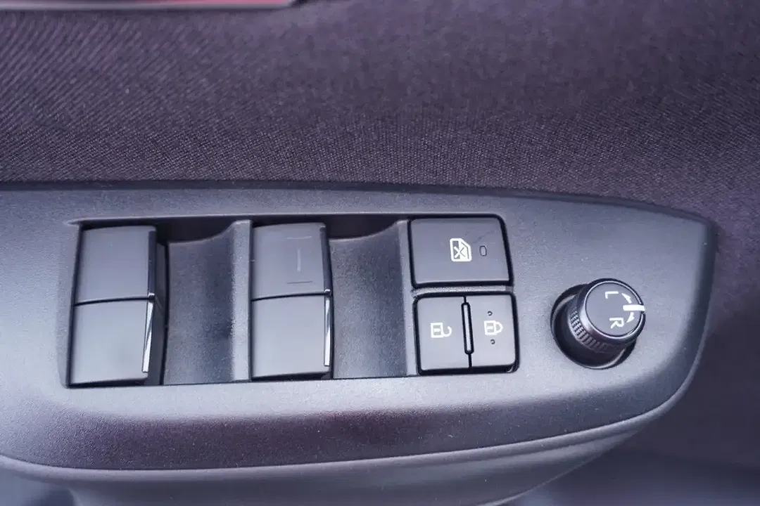 Mazda 2 1.5 Hybrid Centre-Line - Thumbnail 7