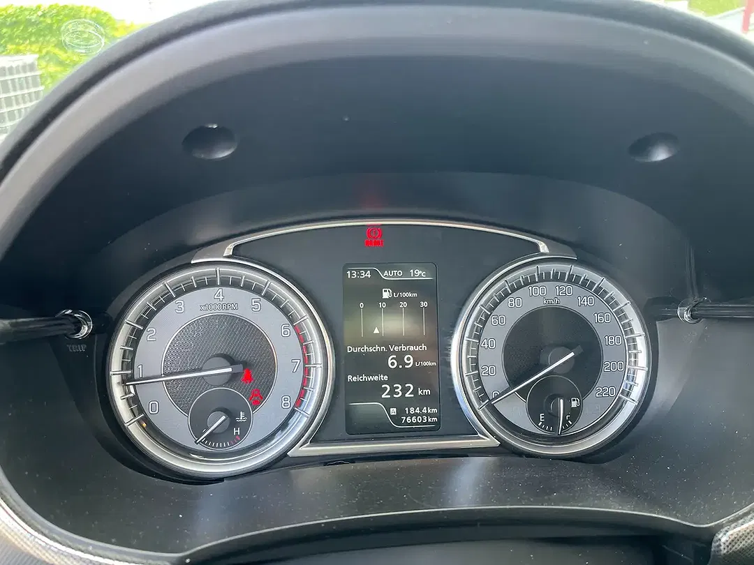 Suzuki Vitara Hybrid 1.4 BOOSTERJET AllGrip Comfort+ - Thumbnail 8