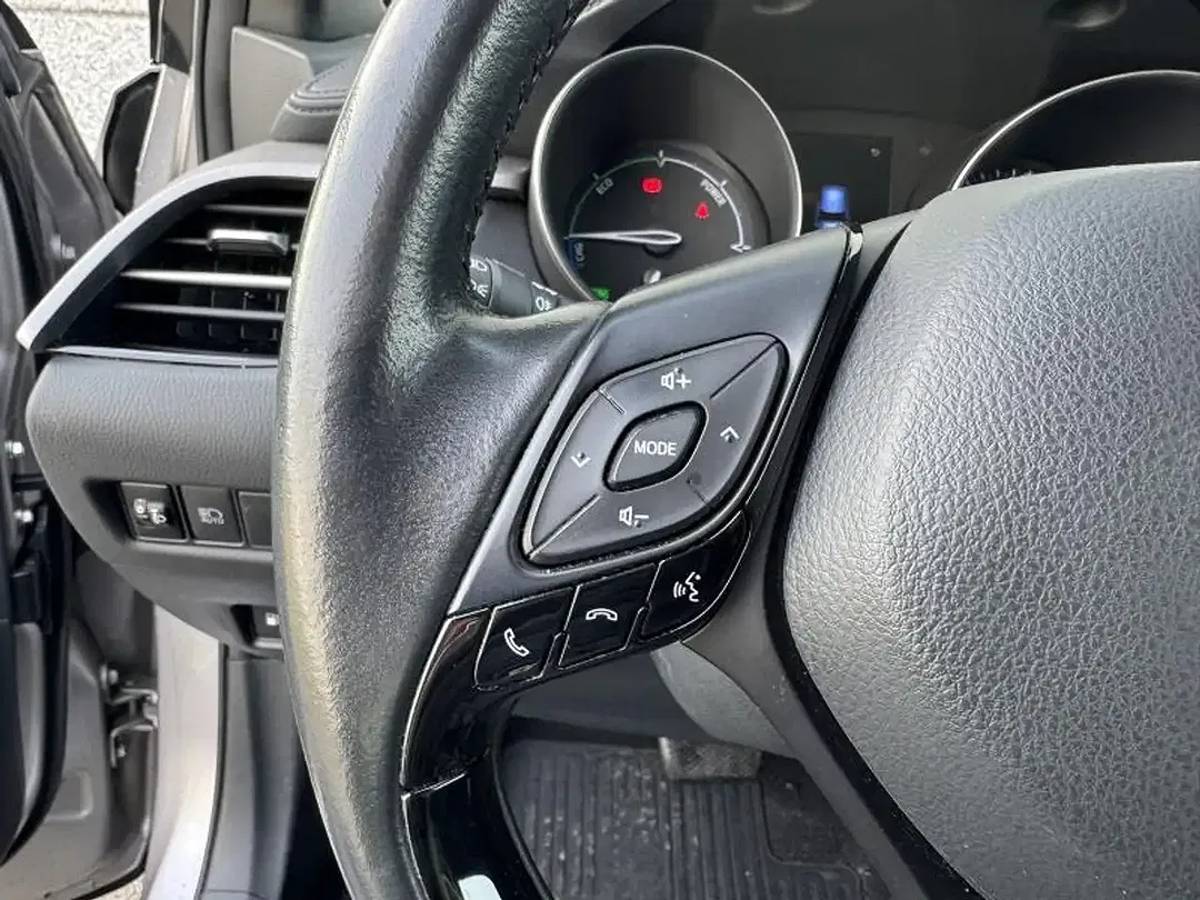 Toyota C-HR CVT Hybrid - Thumbnail 14