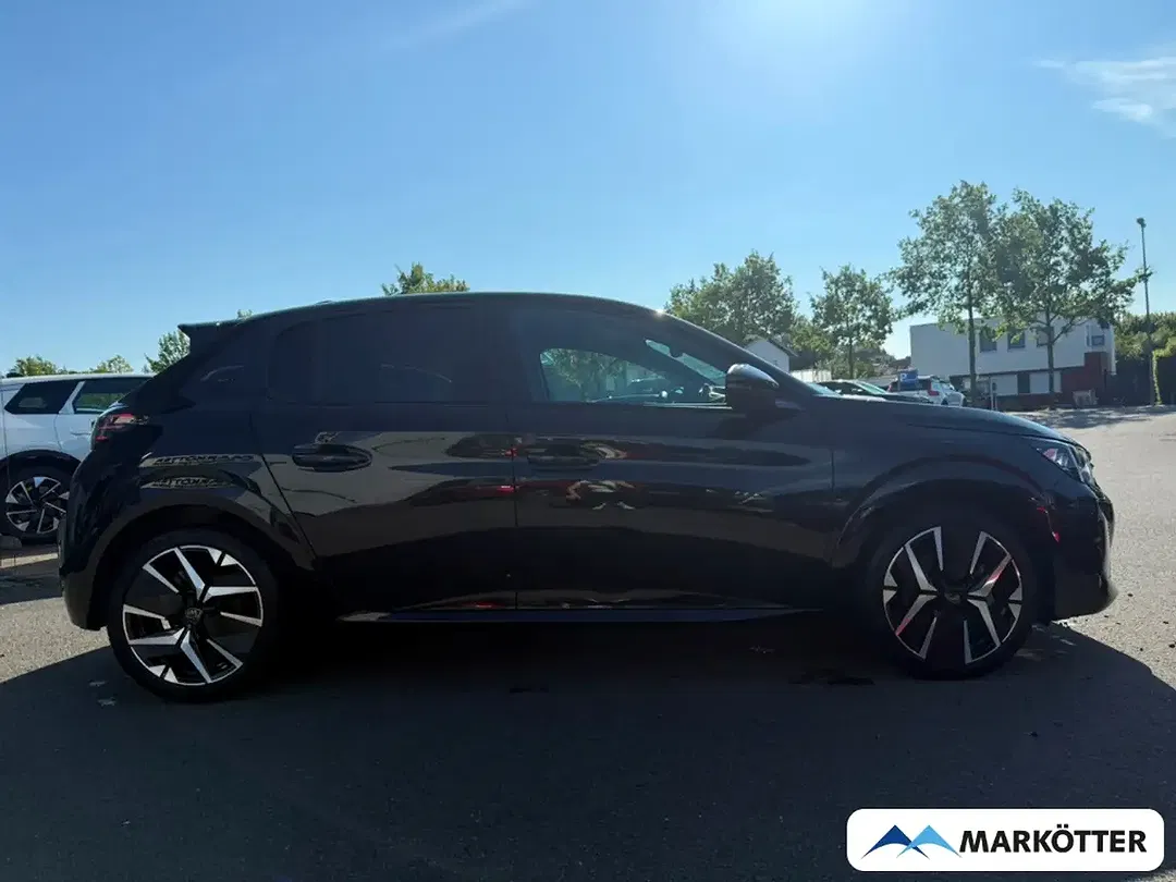 Peugeot 208 Hybrid GT - Thumbnail 3