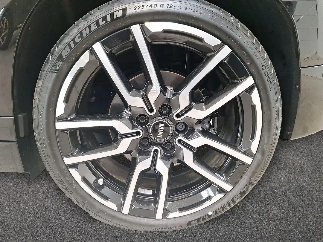 MINI Aceman JCW Trim - Thumbnail 9