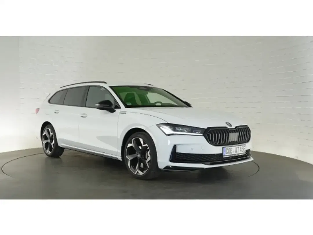 Skoda Superb iV DSG Combi Sportline - Thumbnail 6