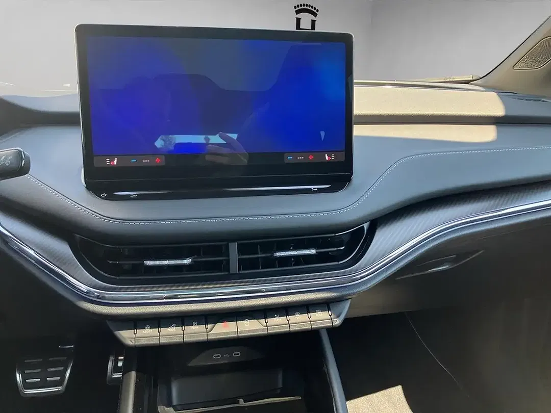 Skoda Enyaq 85 Coupé Sportline - Thumbnail 13
