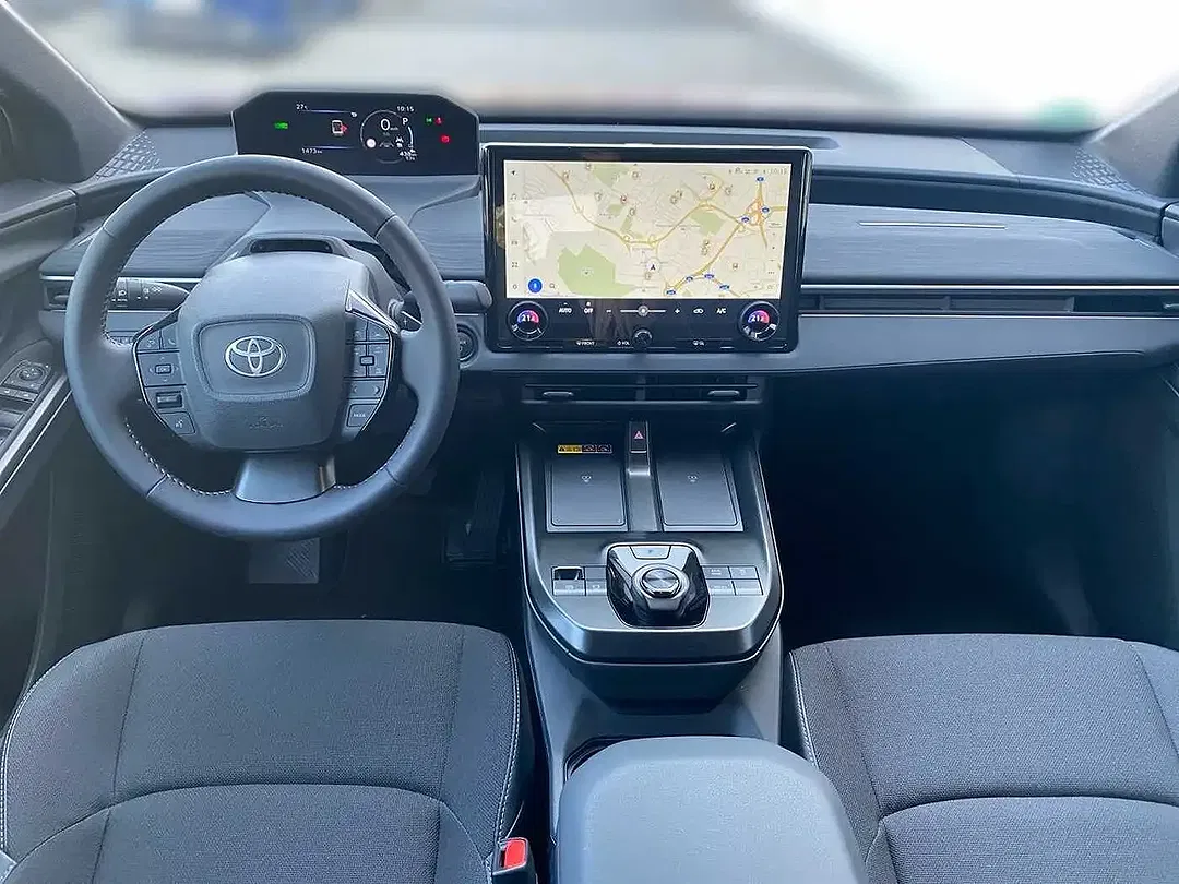 Toyota C-HR Teamplayer - Thumbnail 8