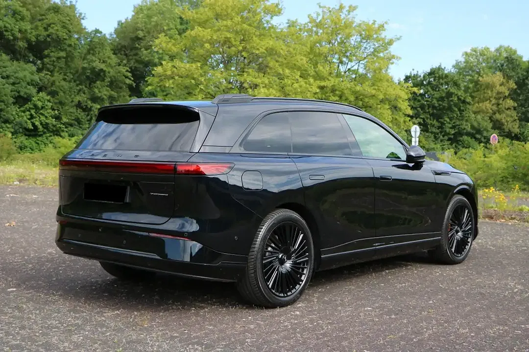 Xpeng G9 AWD Performance Black Edition Premium - Thumbnail 5