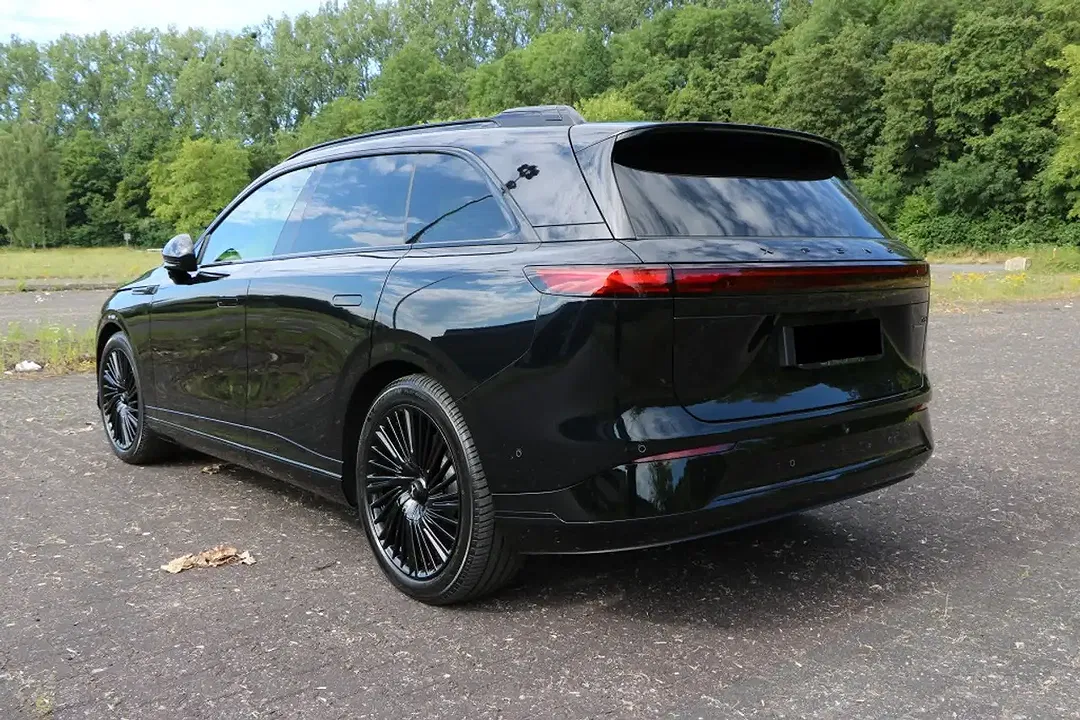 Xpeng G9 AWD Performance Black Edition Premium - Thumbnail 6