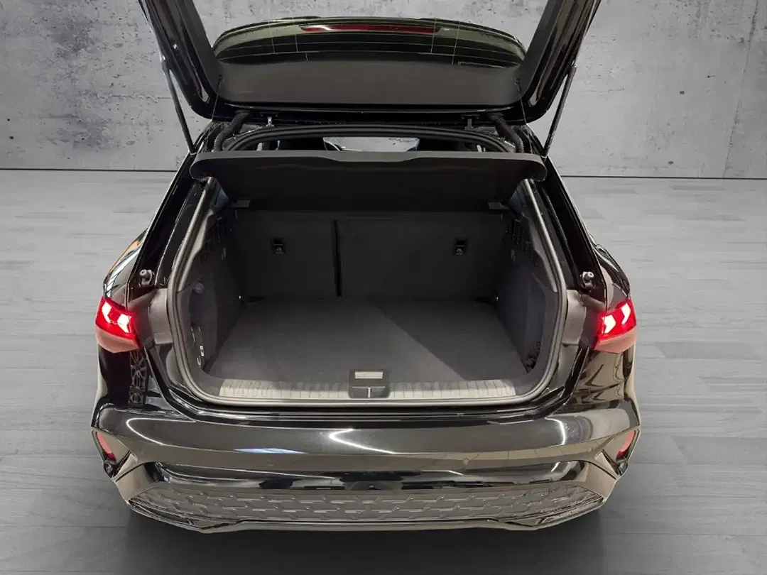 Audi A3 35 TFSI Matrix LED Sportback S line - Thumbnail 16