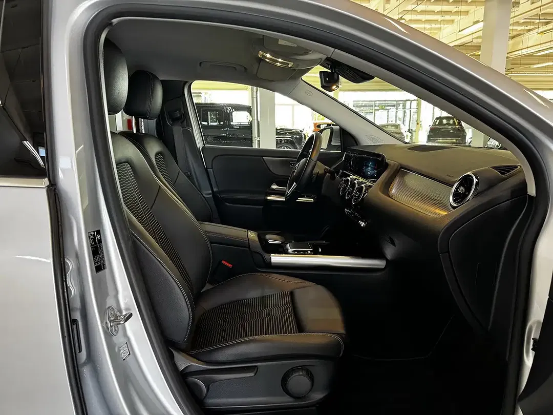 Mercedes-Benz GLA 200 MBUX Progressive - Thumbnail 15