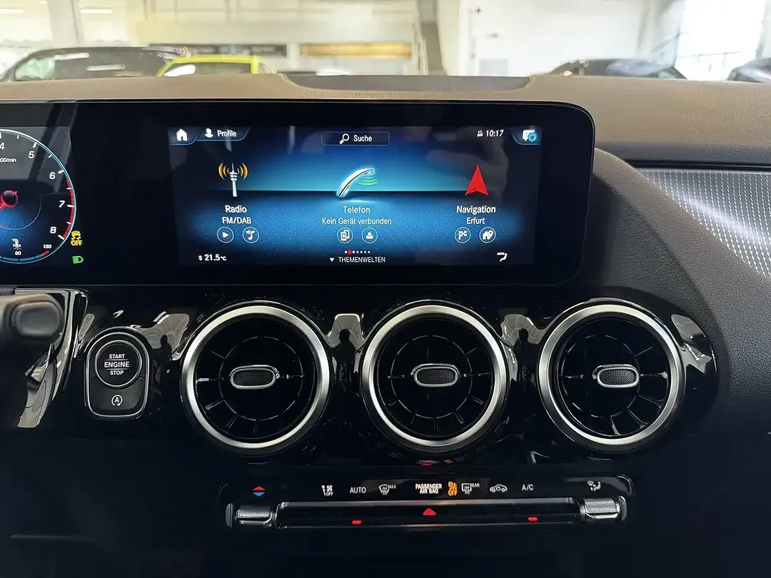 Mercedes-Benz GLA 200 MBUX Progressive - Thumbnail 22