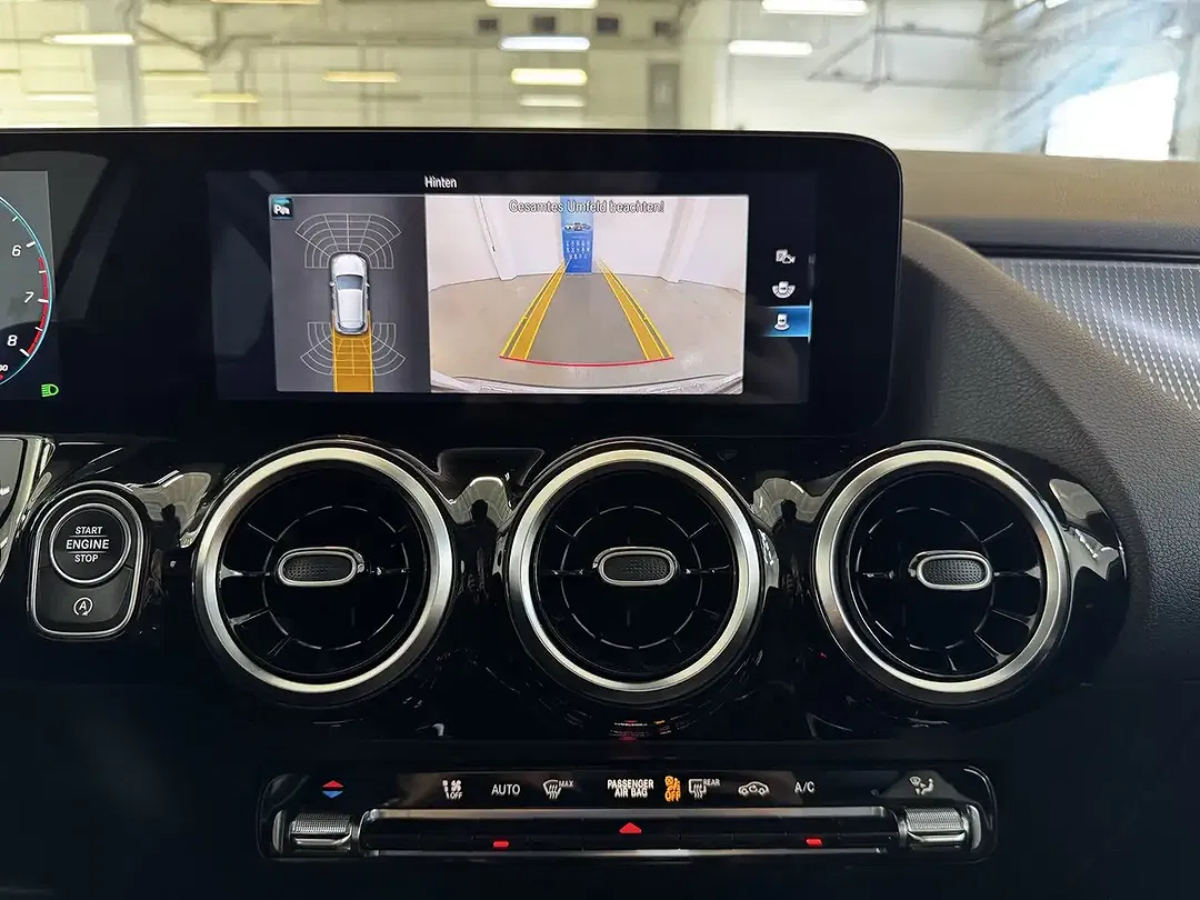 Mercedes-Benz GLA 200 MBUX Progressive - Thumbnail 23
