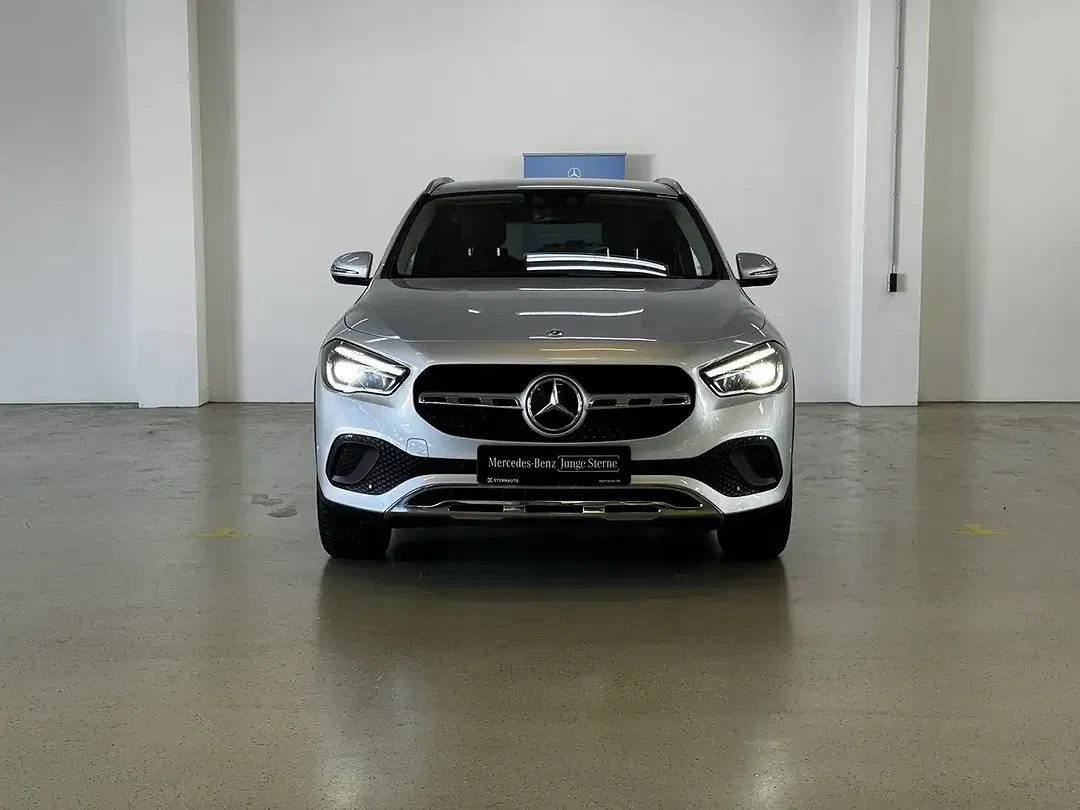 Mercedes-Benz GLA 200 MBUX Progressive - Thumbnail 2