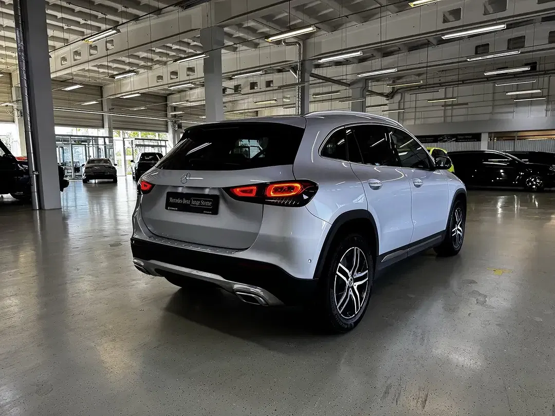 Mercedes-Benz GLA 200 MBUX Progressive - Thumbnail 5