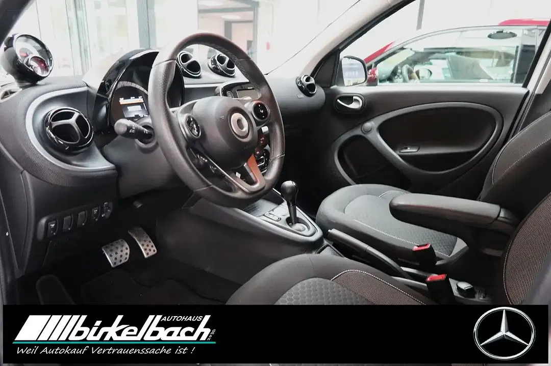 smart forFour - Thumbnail 5