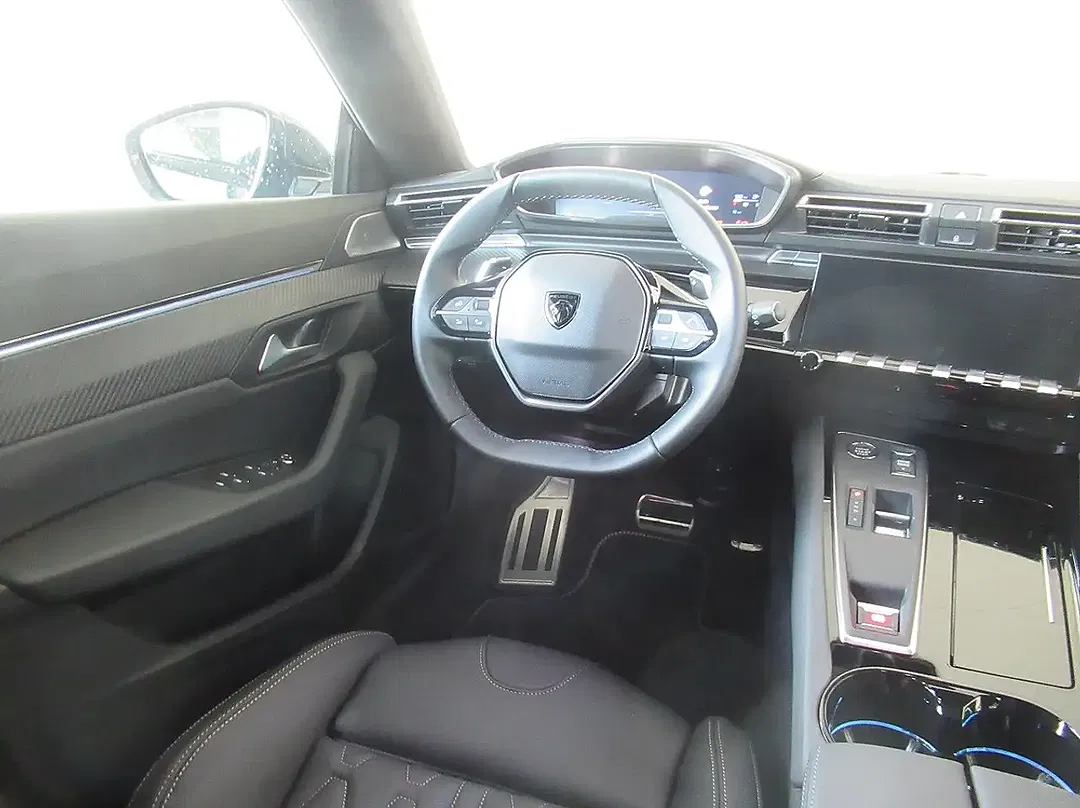 Peugeot 508 225 e-EAT8 PHEV Edition SW - Thumbnail 12