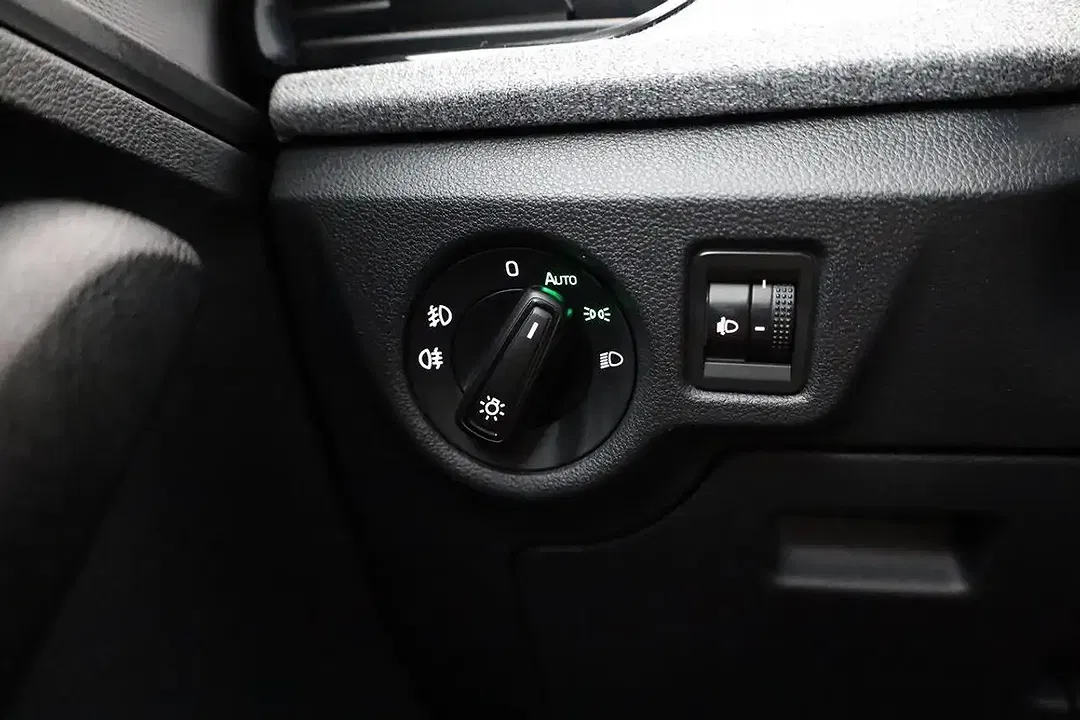 Skoda Kamiq 1.5 TSI DSG Selection - Thumbnail 8