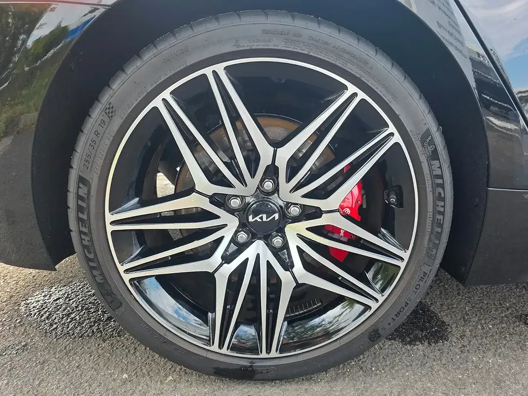 Kia Stinger 3.3 V6 GT - Thumbnail 12