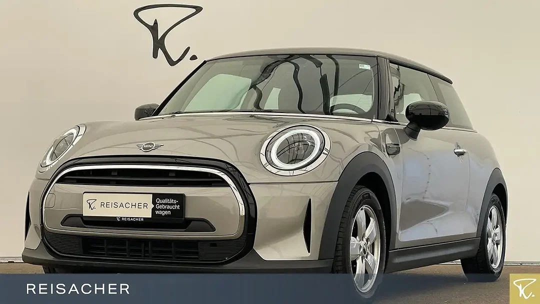 MINI Cooper Essential Trim - Afbeelding 1