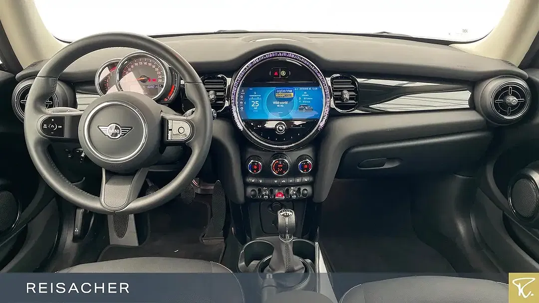 MINI Cooper Essential Trim - Thumbnail 6