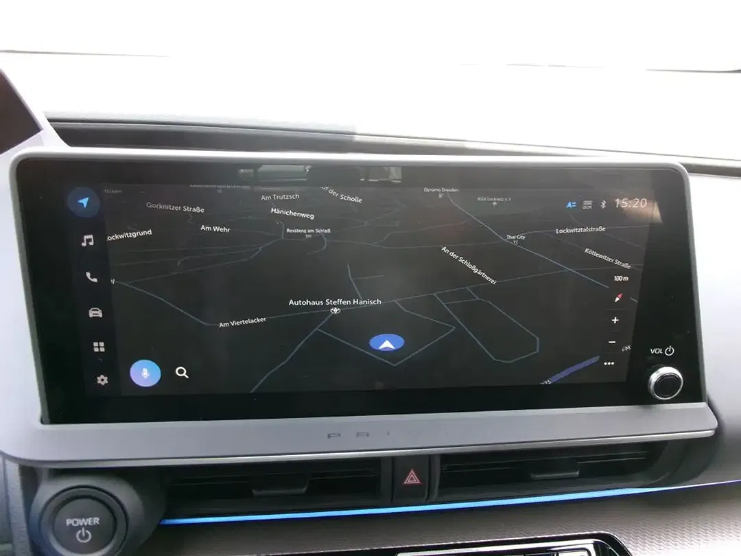 Toyota Prius PHEV Executive - Thumbnail 10