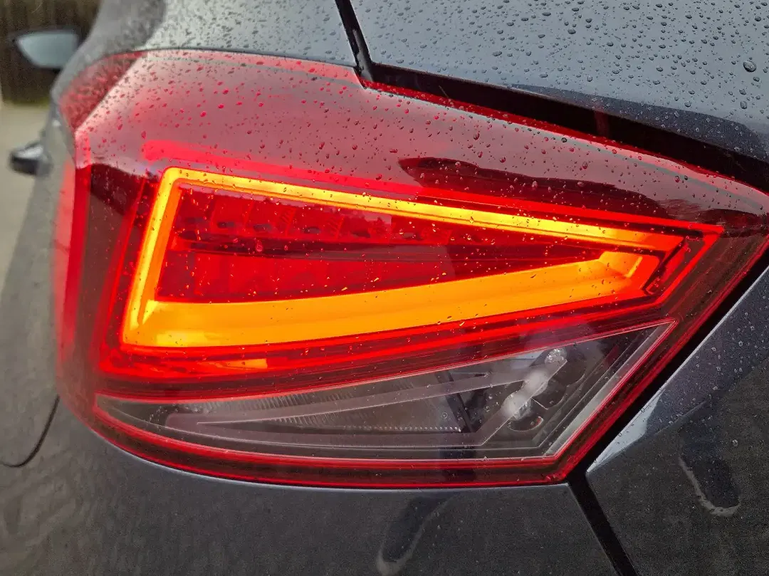 SEAT Ibiza 1.0 TSI DSG FR - Thumbnail 14