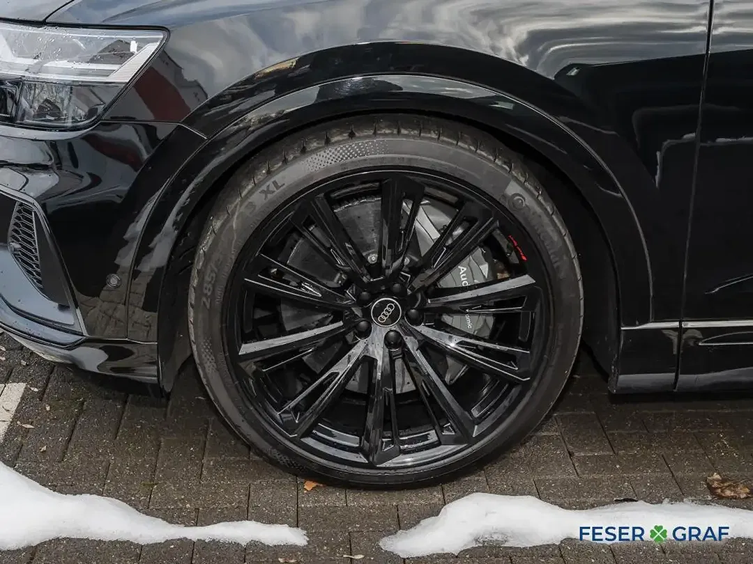Audi SQ8 - Thumbnail 10