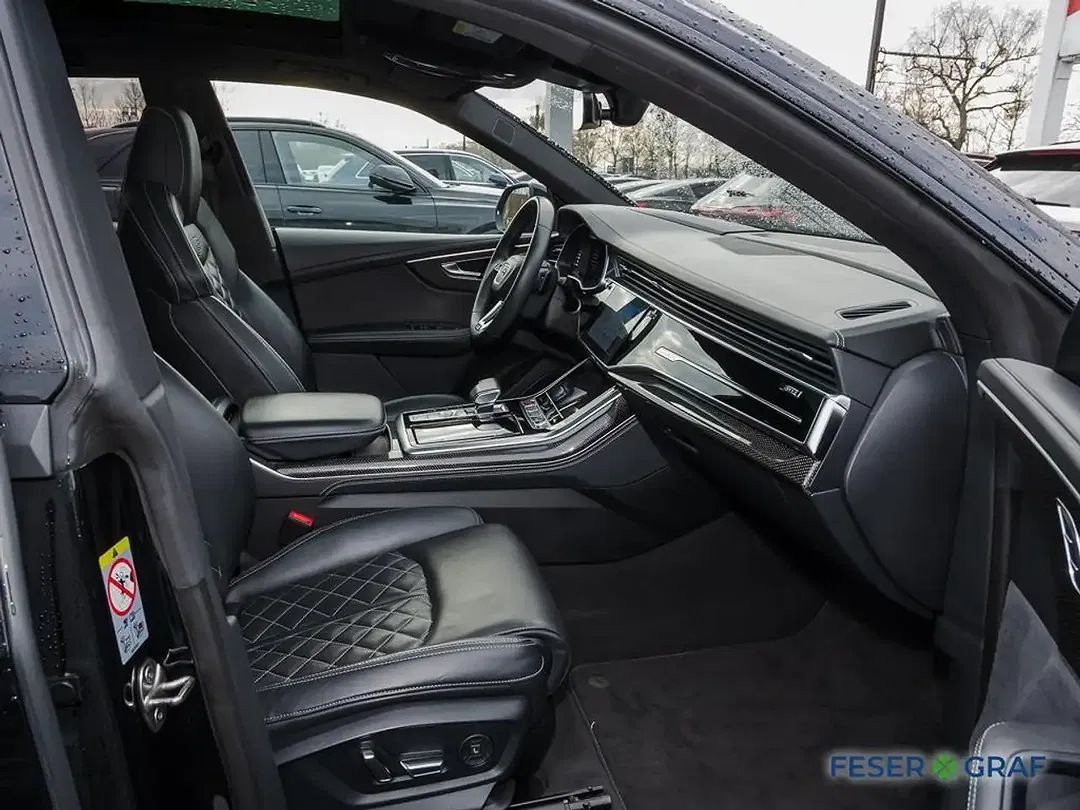 Audi SQ8 - Thumbnail 6