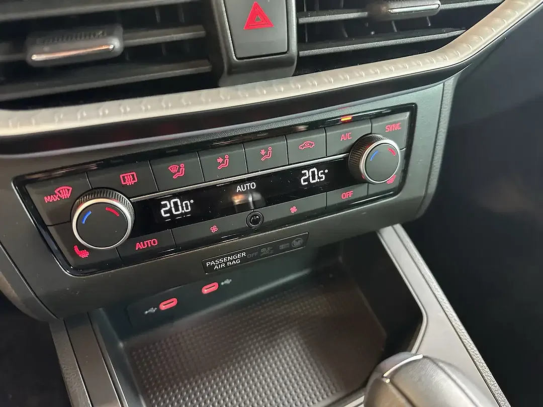 SEAT Ibiza 1.0 TSI DSG FR - Thumbnail 12
