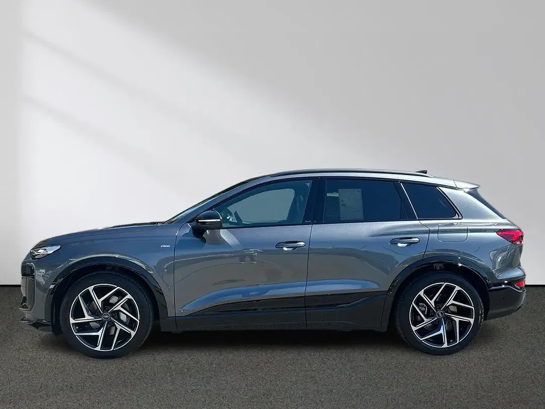 Audi Q6 e-tron quattro Matrix LED S line - Thumbnail 1