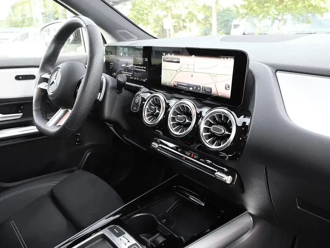Mercedes-Benz GLA 200 AMG Edition Night - Thumbnail 6
