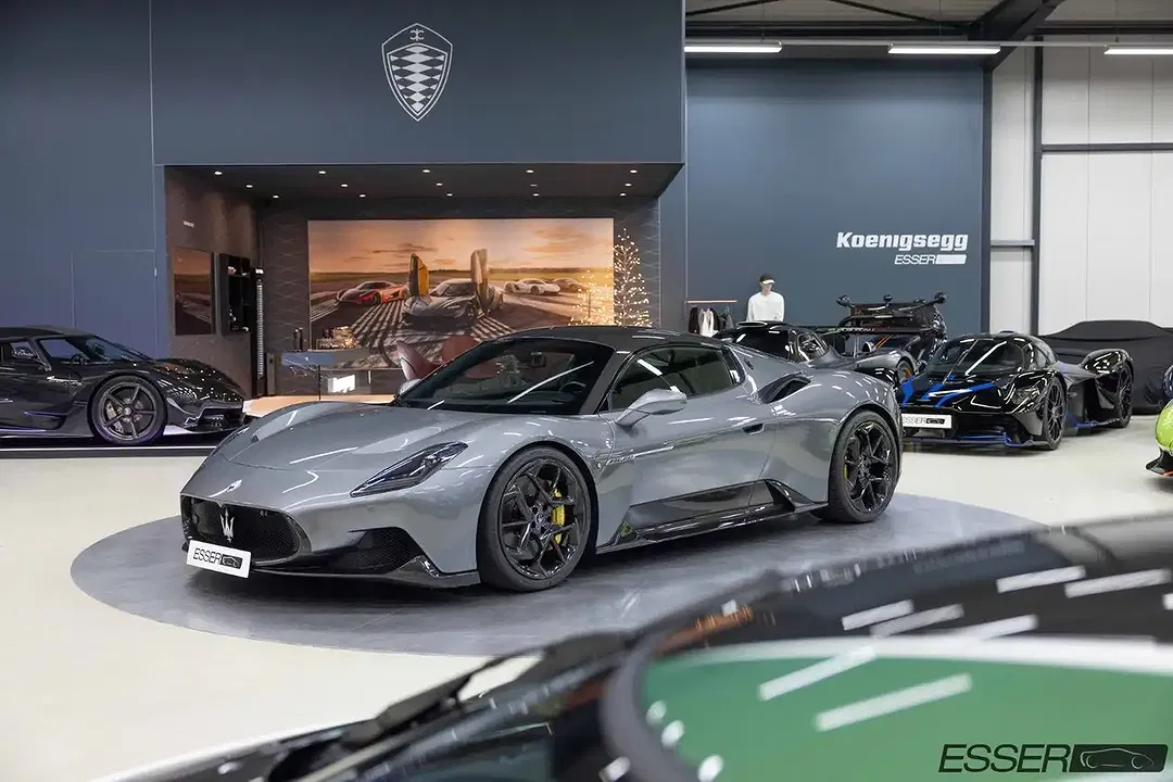 Maserati MC20 - Thumbnail 5