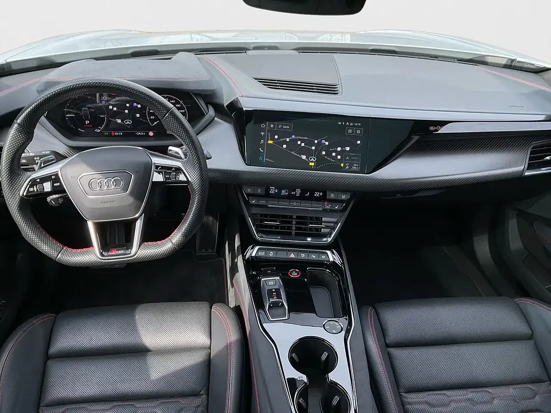 Audi RS e-tron GT - Thumbnail 10