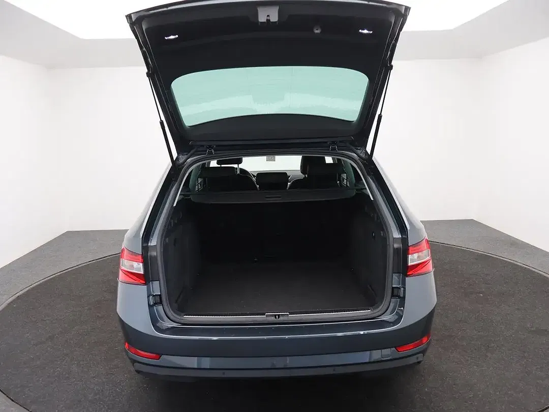 Skoda Superb 1.5 TSI ACT - Thumbnail 6