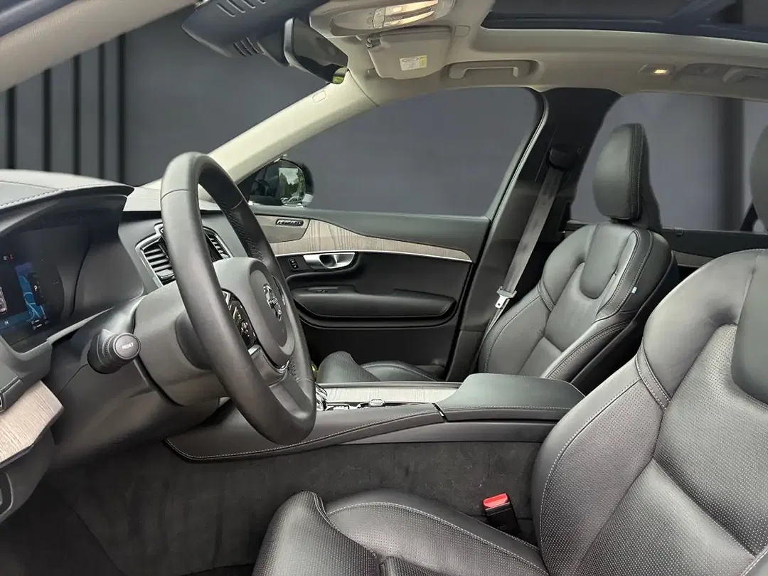 Volvo XC90 T8 - Thumbnail 6