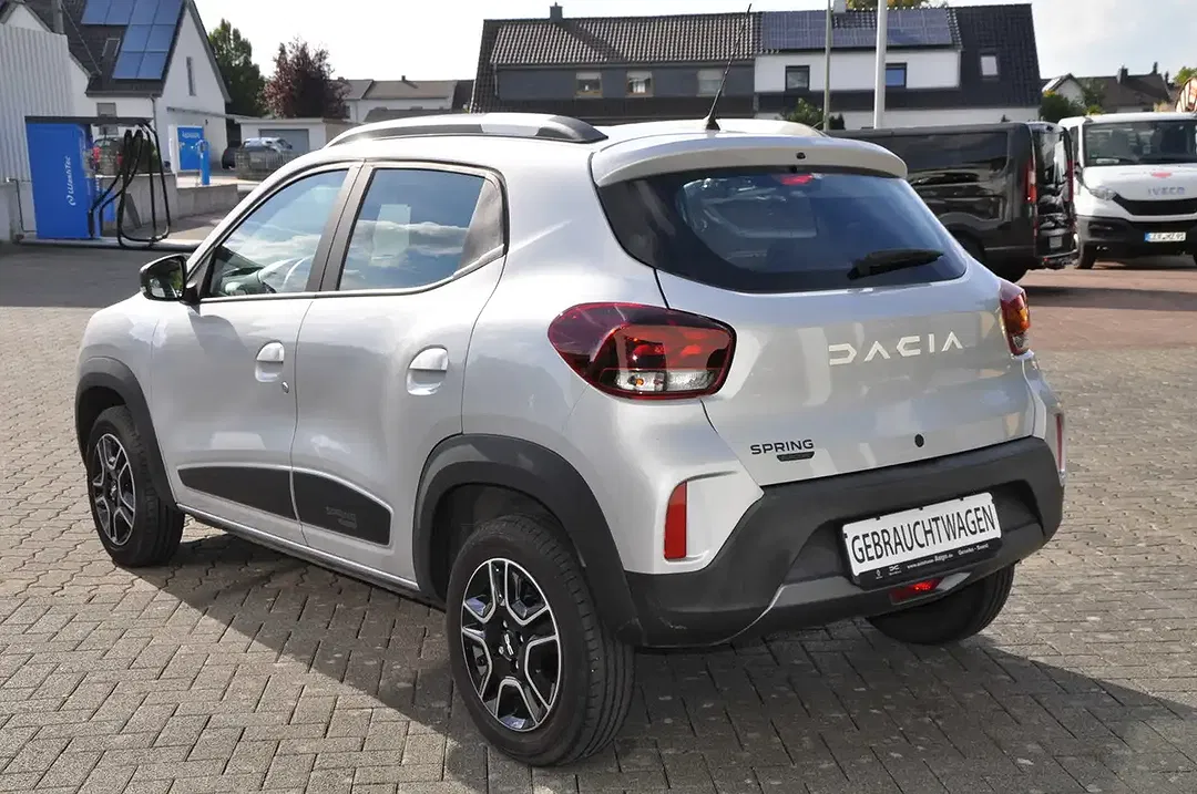 Dacia Spring EV Essential - Thumbnail 8
